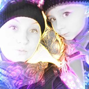 Meet your Posher, Leanne